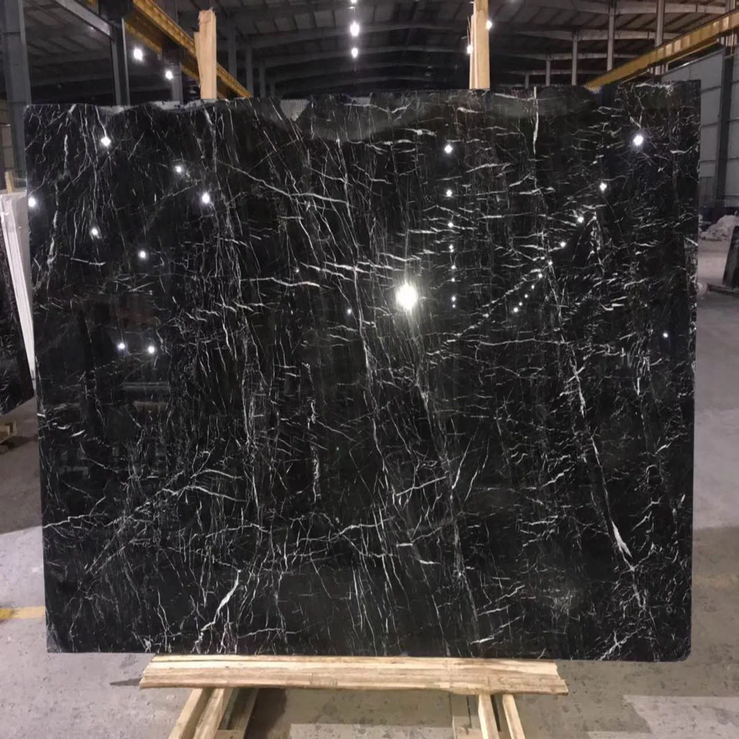 Factory Types of Black Nero Marquina Stone Tiles Granite Marble Flooring