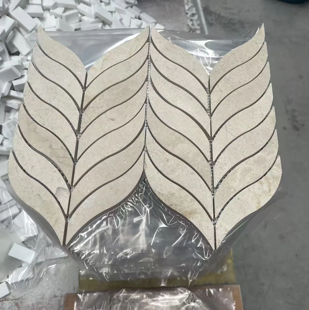 Crema Marfil Beige Marble Leaf Shape Mosaic Tile