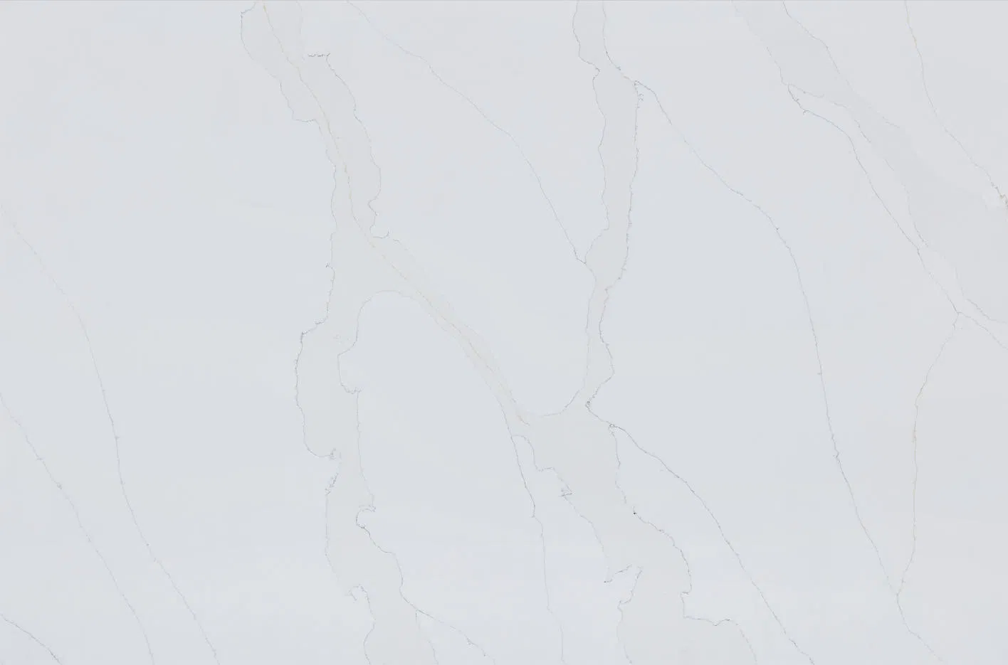 Engineered White Quartz Slab Featuring Calacatta Gold Marble Vein Pattern