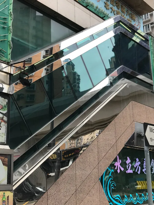 Stainless Steel Edge Detail