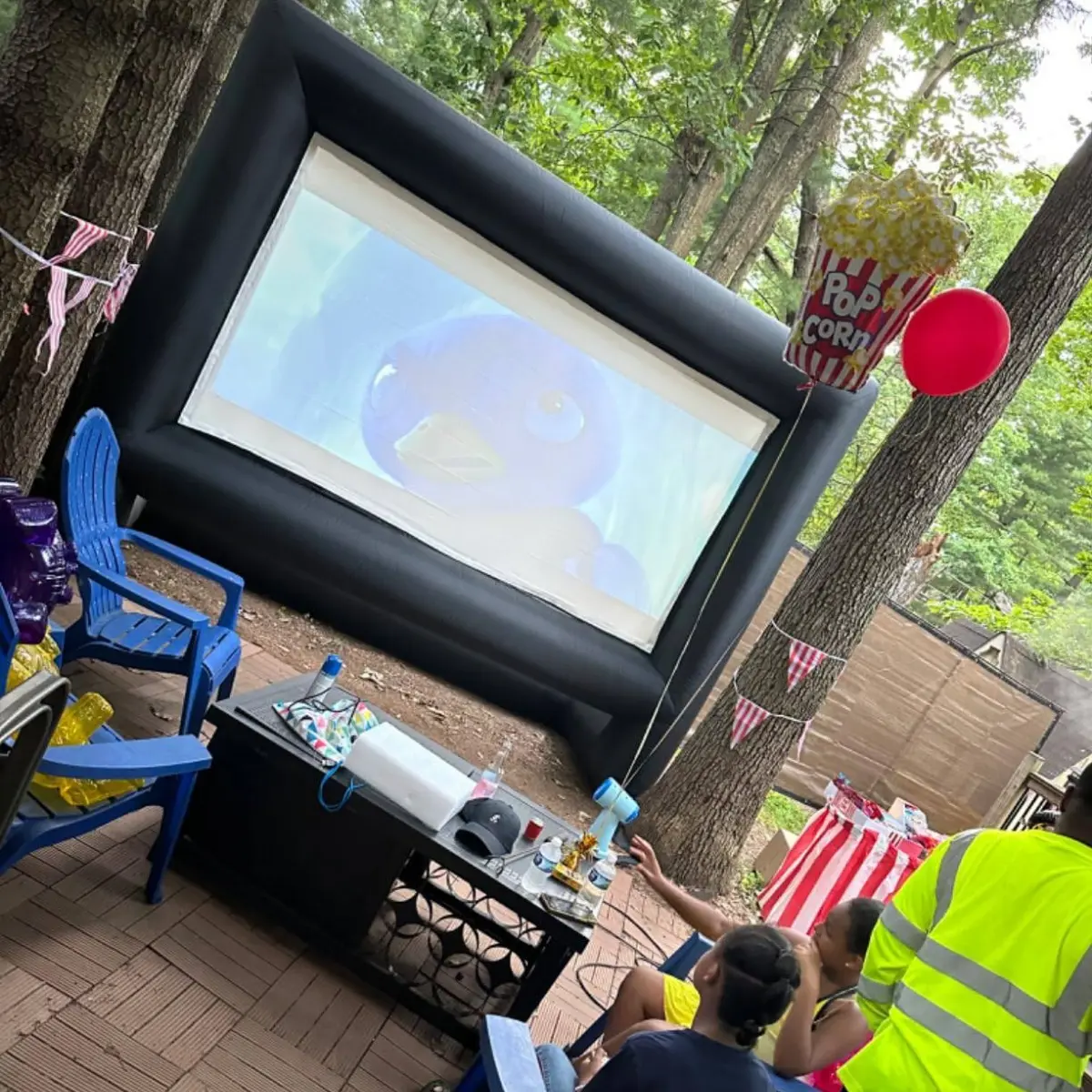 Inflatable movie screens (1)