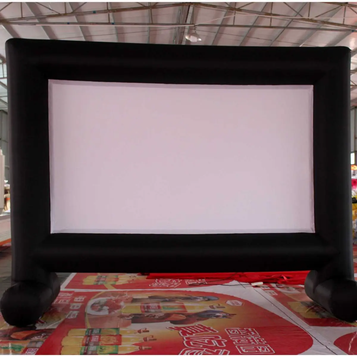 Inflatable movie screens (6)