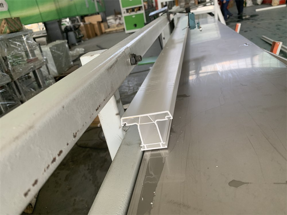 Bogda PVC UPVC Profile Extrusion Manufacturing Machine Plastic Extruder