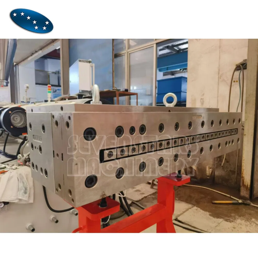 Sevenstars PVC WPC Profile Board Extruder Wood Plastic Composite Windows Door Frame/Fence Lamination