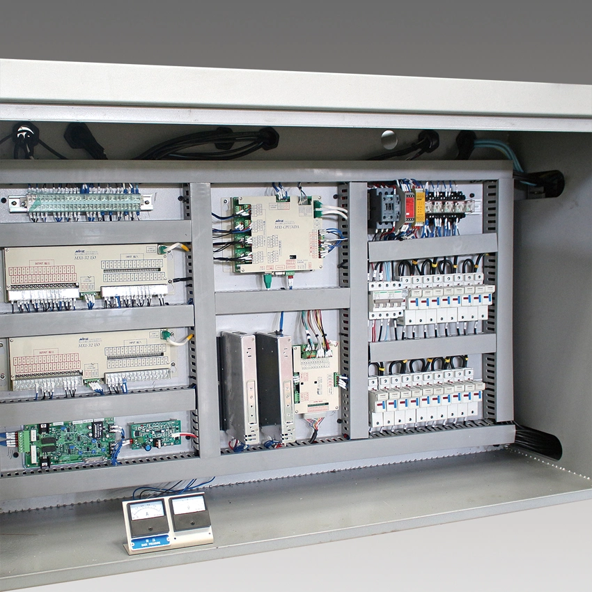 U/560 Standard Plastic Injection Blow Molding Machine/Machinery