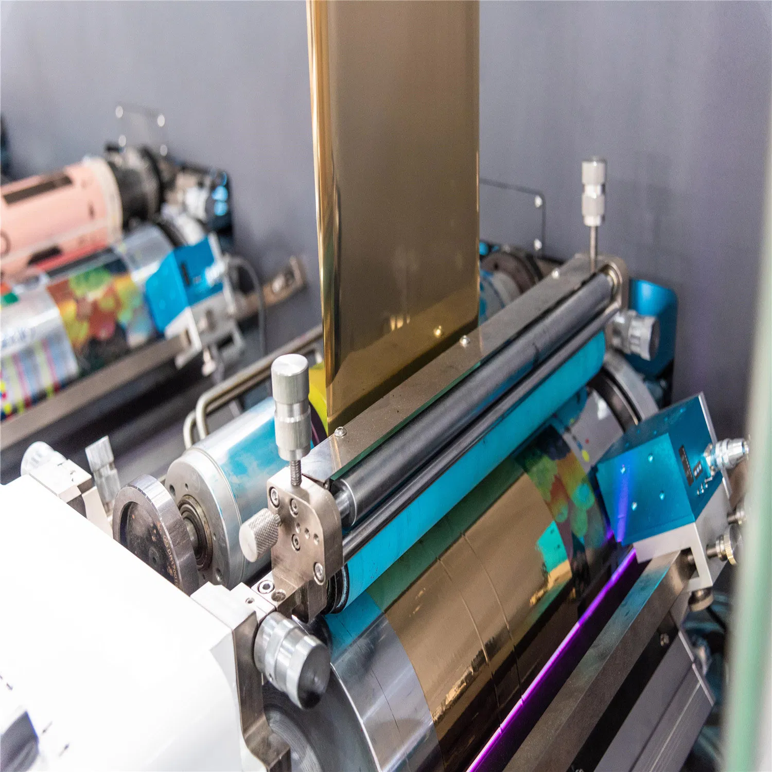 High Speed Multifunctional Combination Label and Plastic Film Flexo Printing Machine 200m/Min