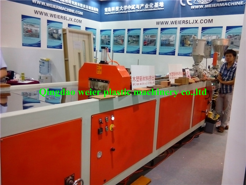 Wood Plastic Composite WPC PE Decking Co-Extrusion Machine