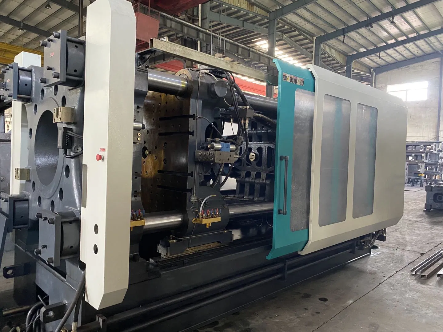 Plastic Spoon Folk Making Machine 240t Injection Molding Machine