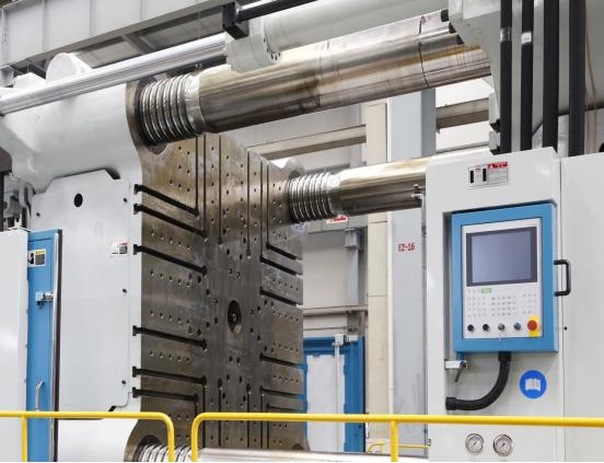 LK Potenza-II 650 Ton Plastic Injection Molding Machine