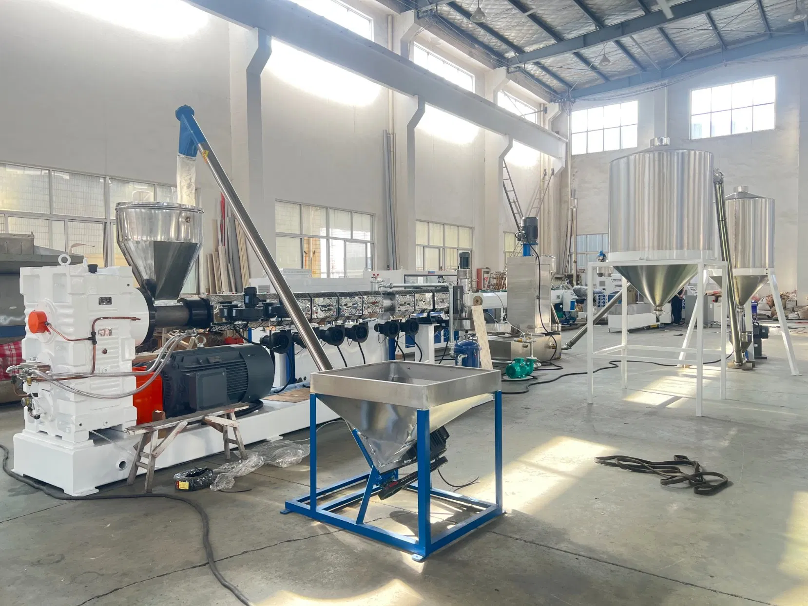 Plastic PE/PP/HDPE/LDPE/LLDPE/BOPP Film/Bag/Woven Bag/Non Woven/Fiber/Granulating Line/Granulation Plant/Agglomeration Recycling/Compact Pelletizing Machine