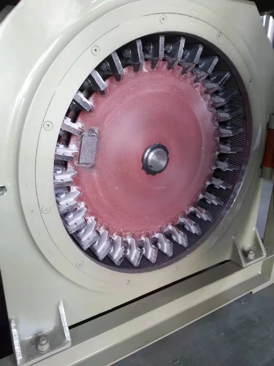 Blade Type Pulverizer