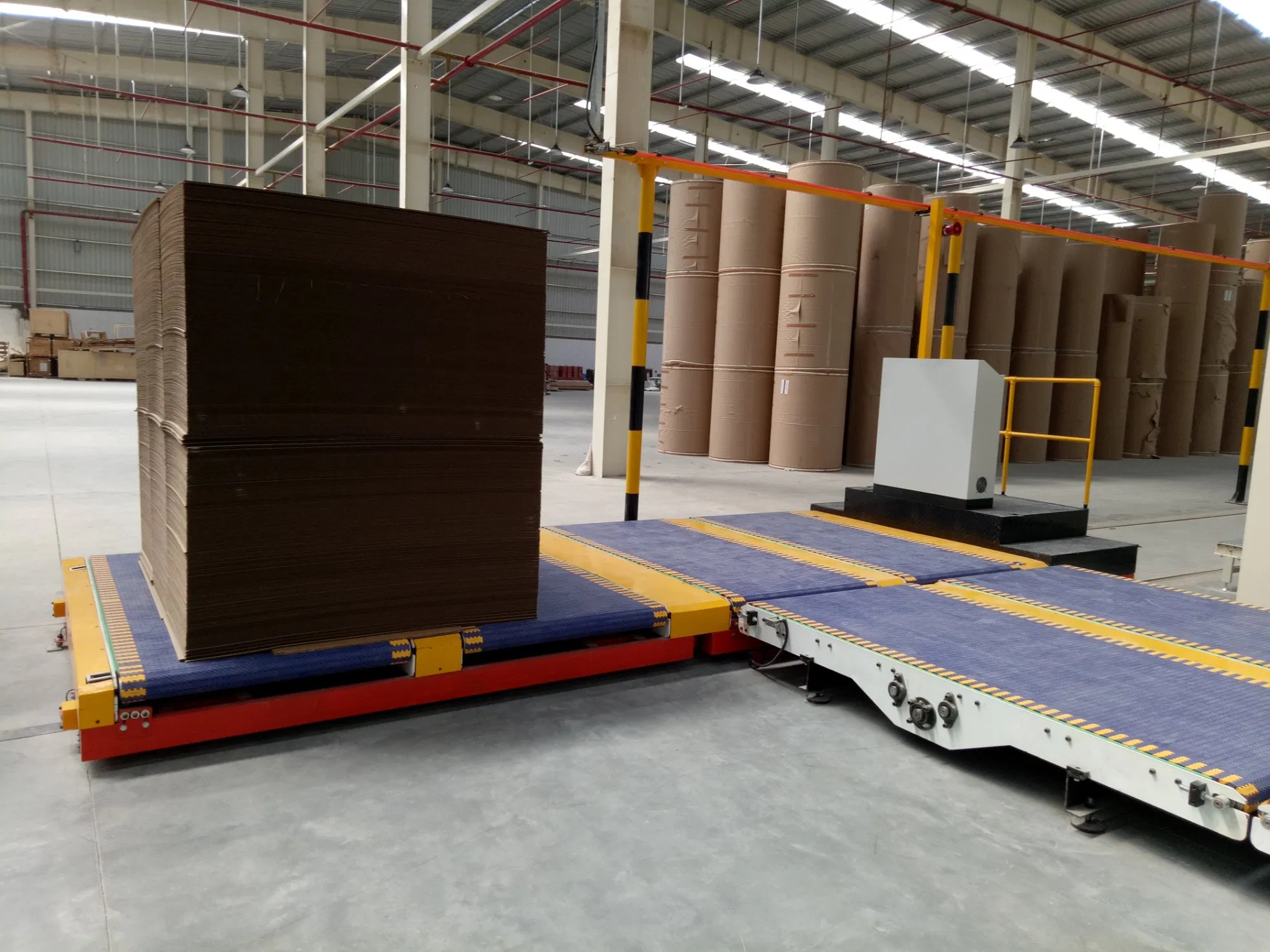 Electrical Logistics Automatic Plastics Plastic PVC Belt Conveyor Line System