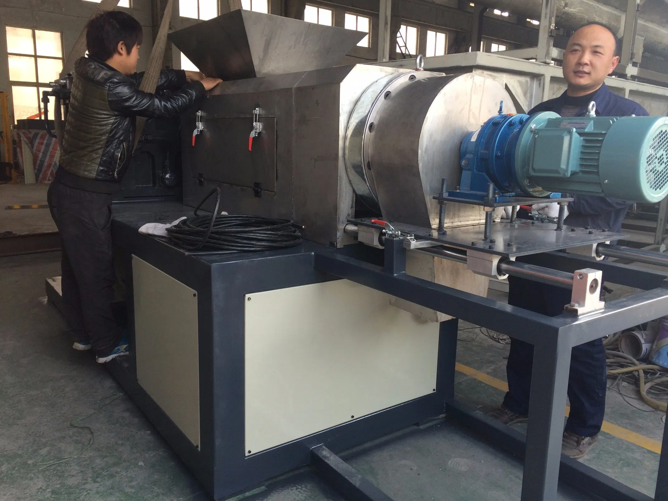 Washing Plastic HDPE LDPE Film Bags Fibers Squeeszer Drying Extrusion Machine