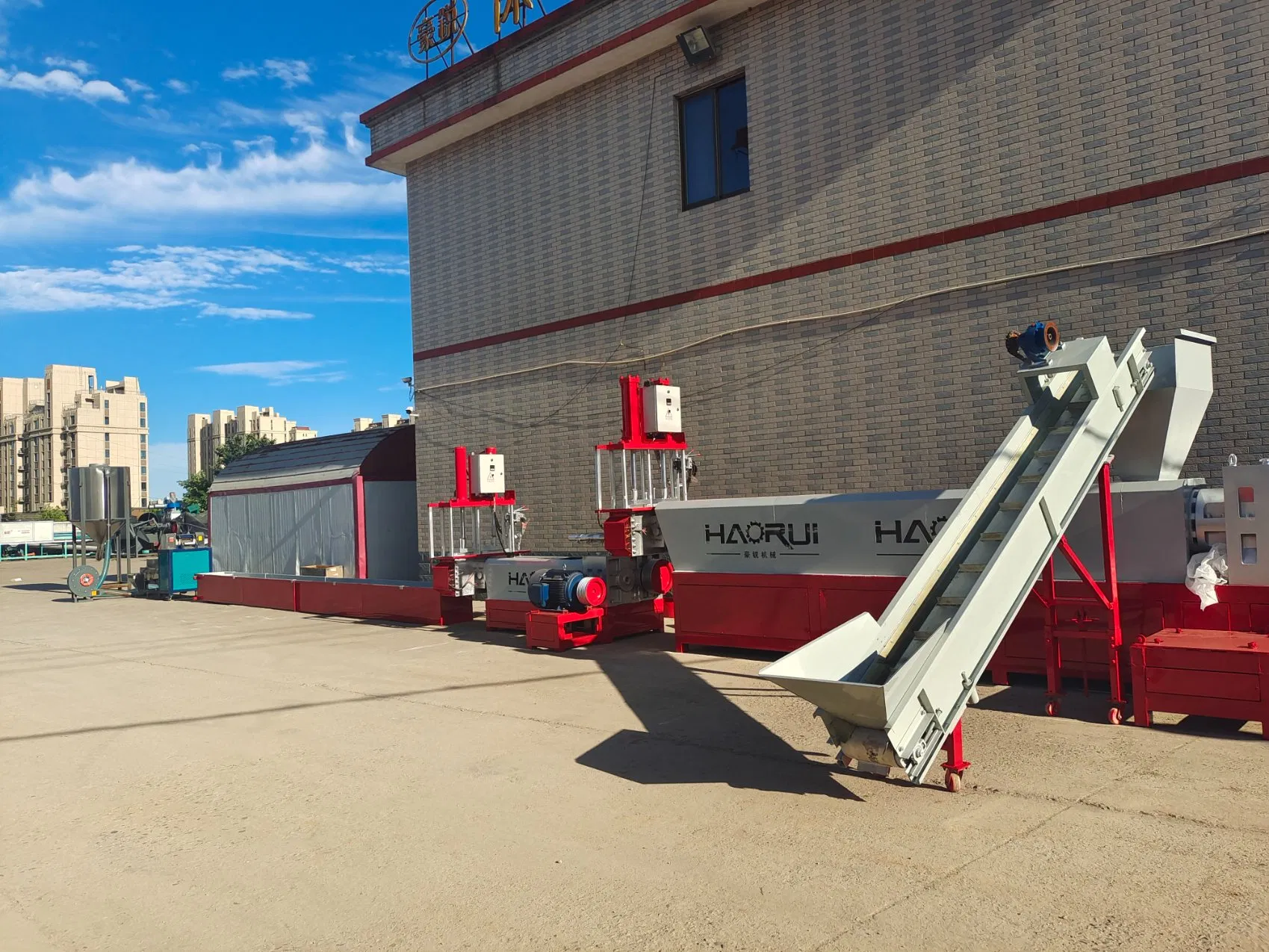 Complete Plastic Pellet Line PP PE Granulating Machine Plastic Pelletizing Recycling Price