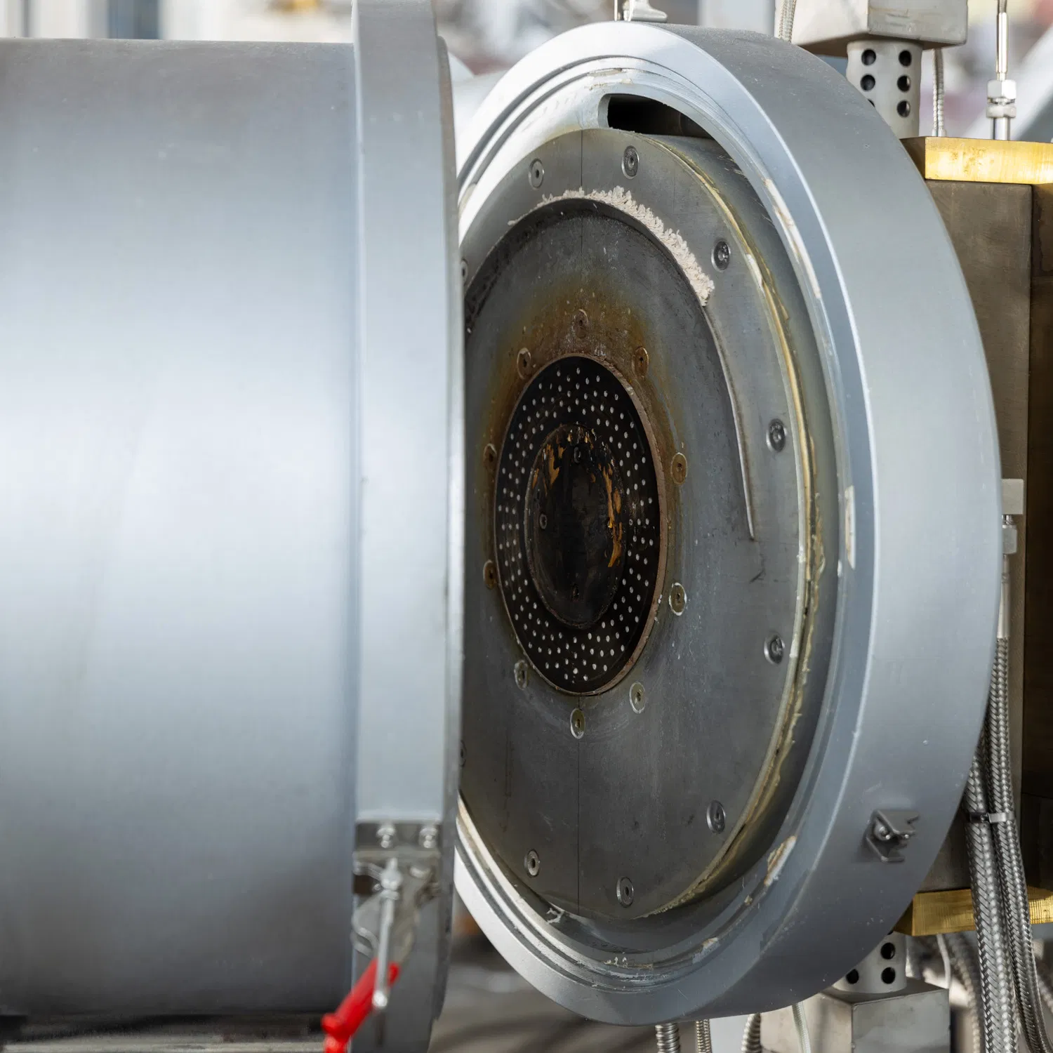 Twin Screw Extruder for Manufacturing High-Quality Plastic Tubes and Profiles