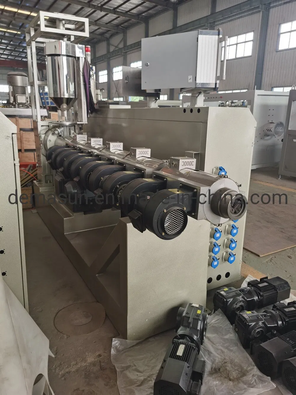 High-Efficiency Plastic Pipe Extrusion Machine for PE, PP, ABS