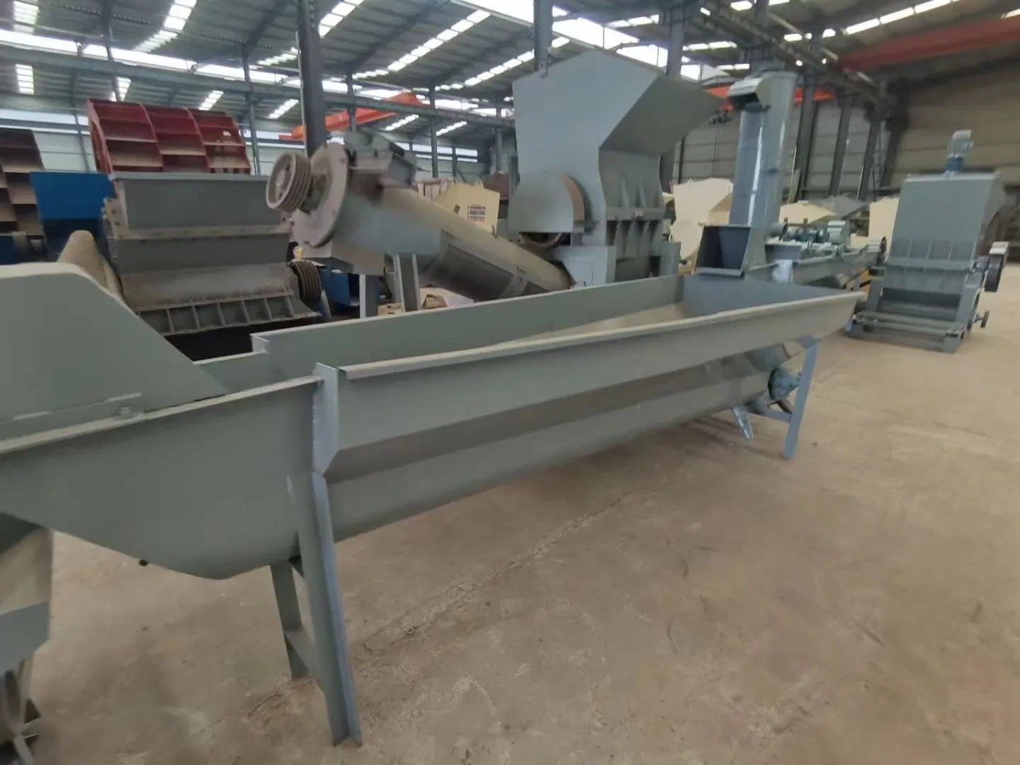 PVC Pet Barrels/Pipes/Pallets Crusher Waste Plastic Bottles Washing Drying and Crushing Machine