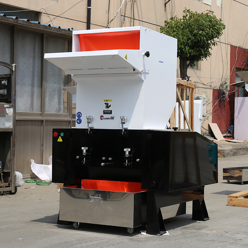 High-Efficiency Plastic Crushing Machinery for Pet, PVC, PP Crusher Recycling