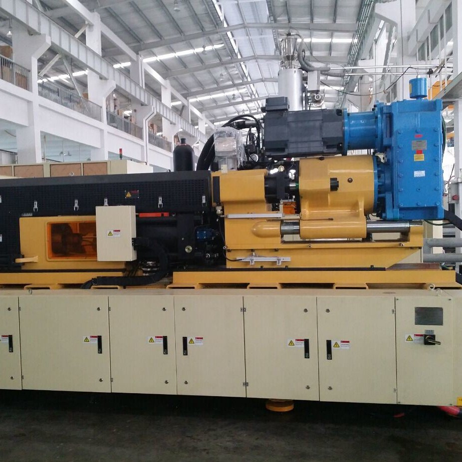 Full Automatic Plastic Pet Bottle Preform Injection Molding Machine