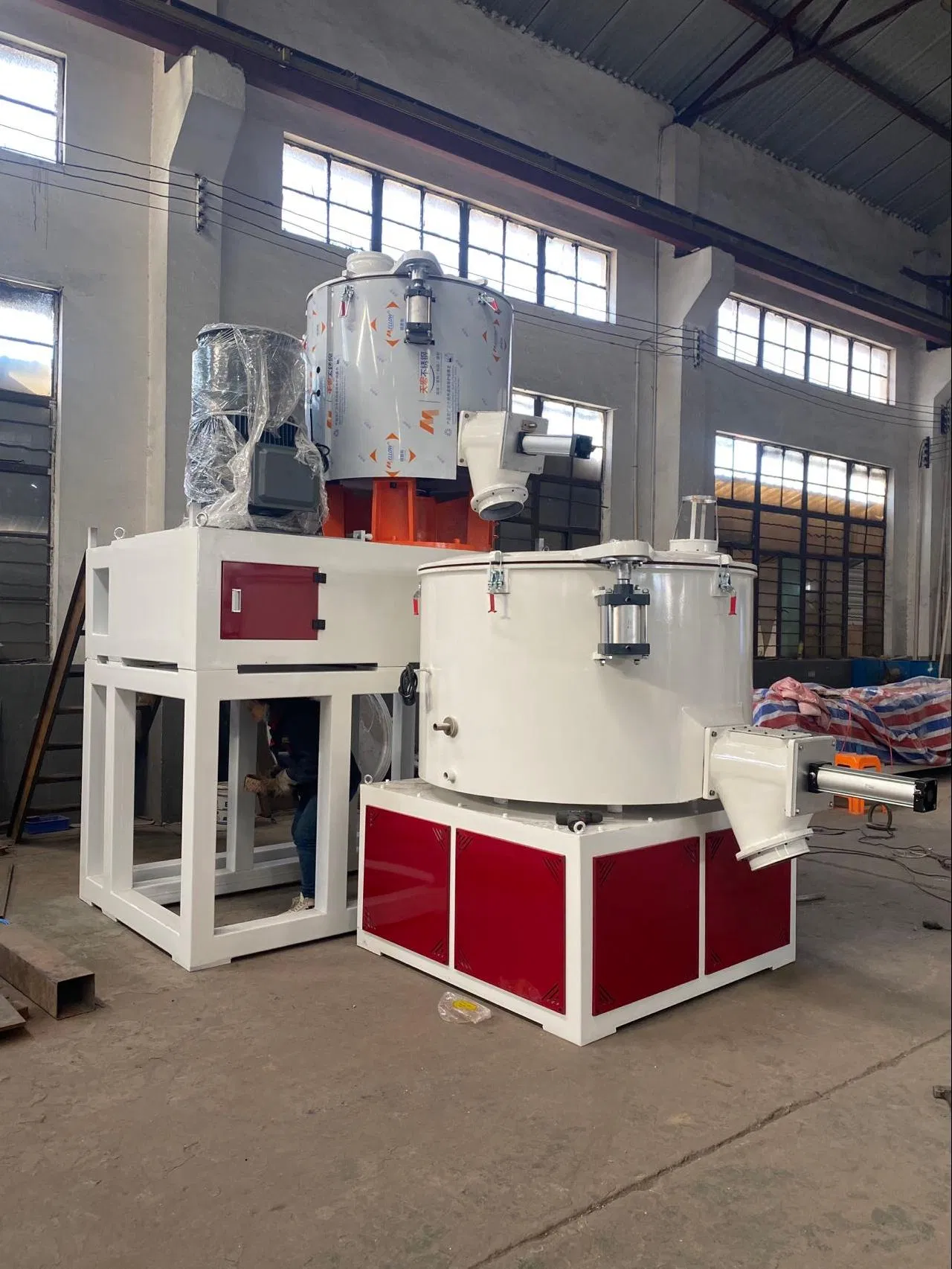 Pakistan Popular 800/1600 Vertical PVC Hot&Cool Plastic Mixing Machine for Sale