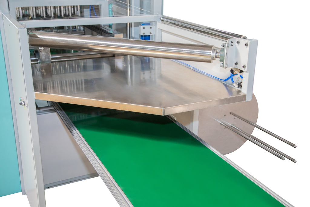 Three Stations Automatic Plastic Fast Food Box Container Thermoforming Vacuum Forming Machine