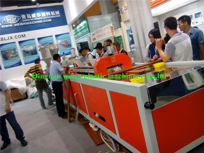 Wood Plastic Composite WPC PE Decking Co-Extrusion Machine