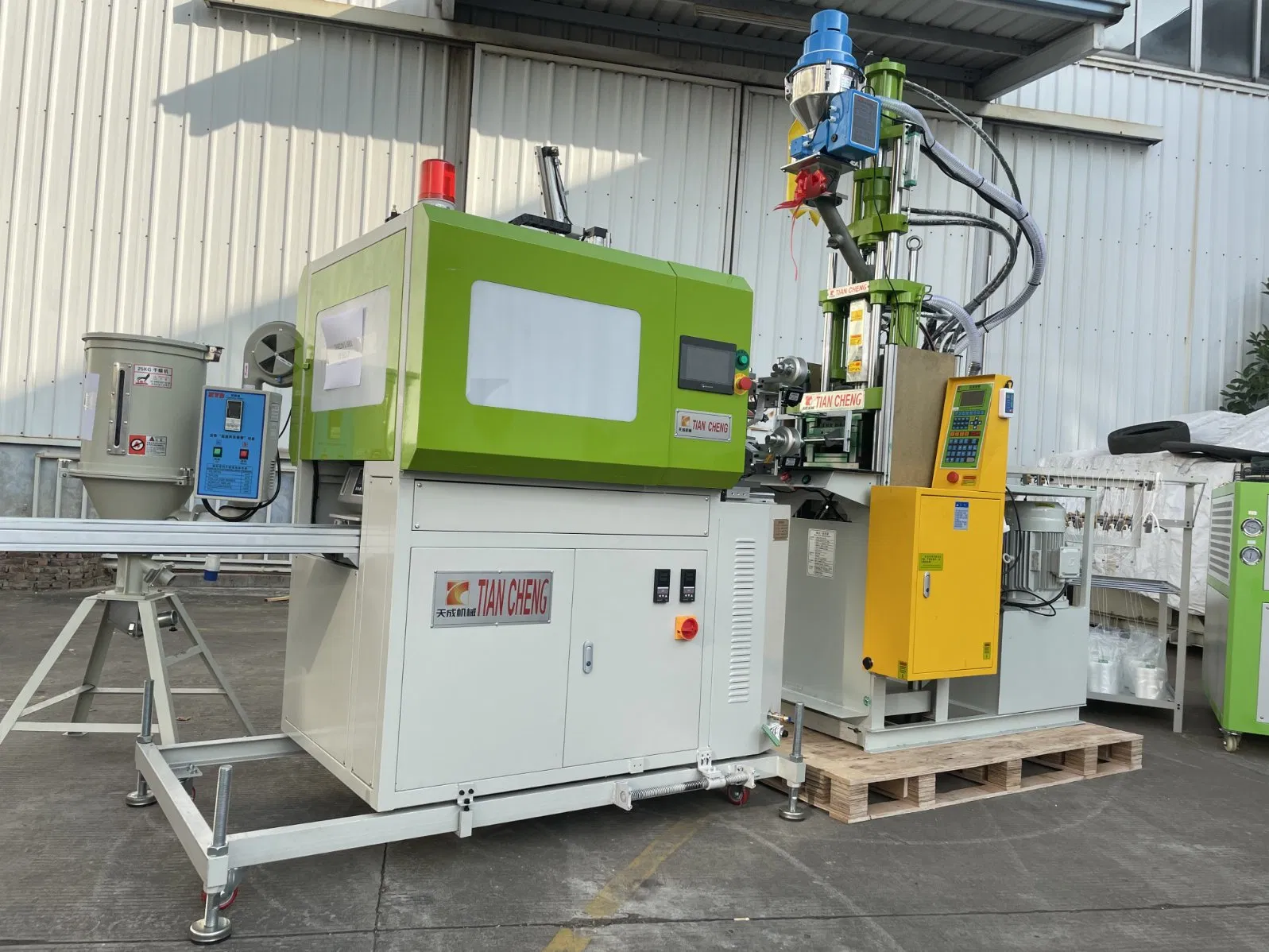 Hang Tags Seal Plastic-Machinery 45 Ton Clothes Hanger Making Machine Injection-Molding-Machine Vertical Injection Moulding Machine