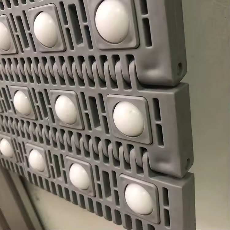 Versatile Modular Plastic Conveyor System for Efficient Transport