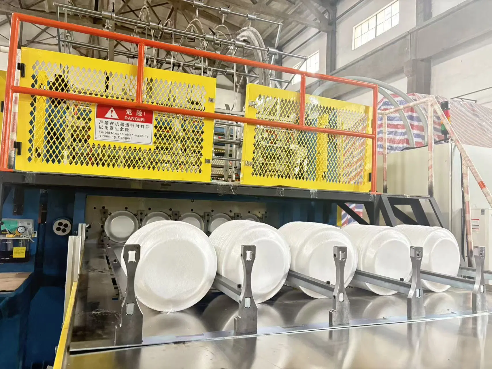 Full Automatic Disposable Food Containers Plastic PS Foam Thermoforming Machine