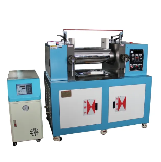 Two Roll Mill Detail