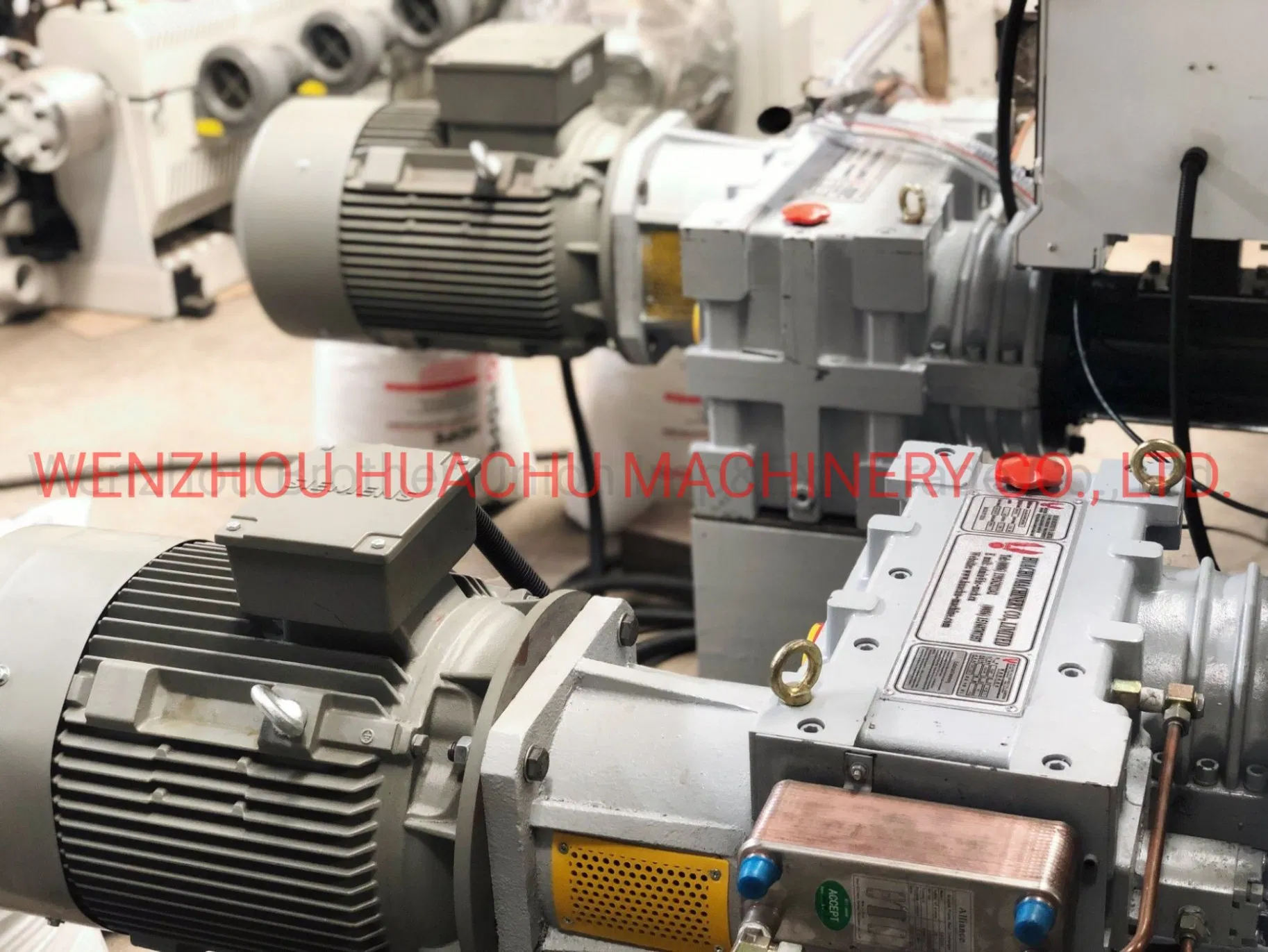 HDPE LDPE ABA 1000mmthree Layers Extruder Plastic Agricultural Film Blowing Machine