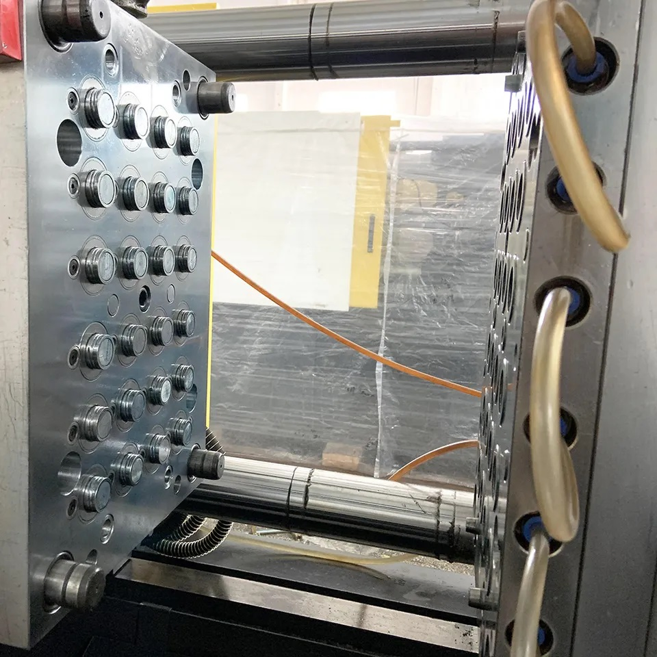 Full Automatic Plastic Pet Bottle Preform Injection Molding Machine