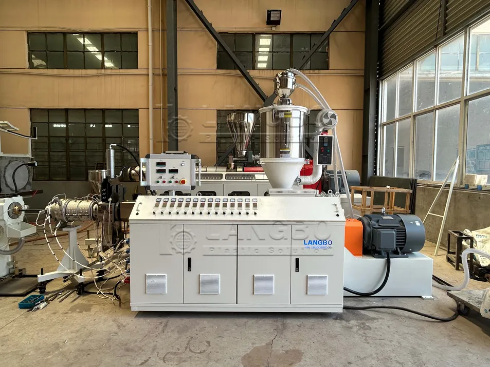 Single screw extruder machine