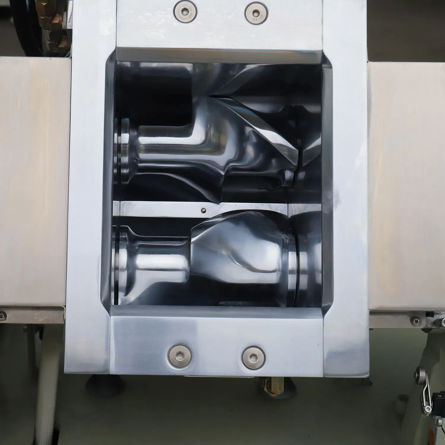 CF - 1L Wholesale Mixer Rubber Plastic Processing Machinery Lab Internal Mixer Rubber Keander