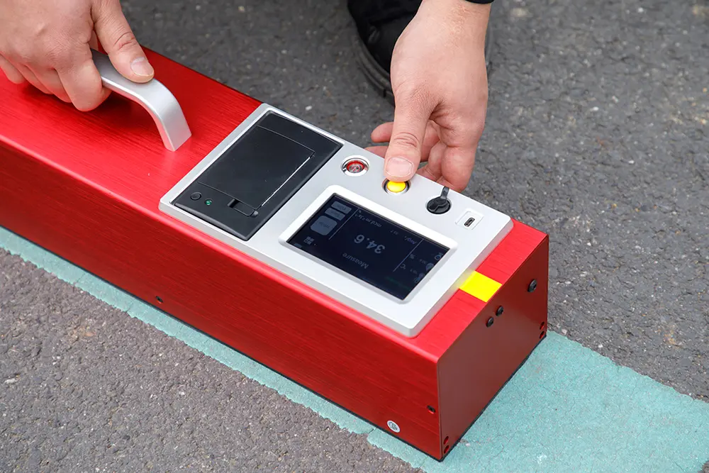 Retroreflective Marking Measuring Instrument