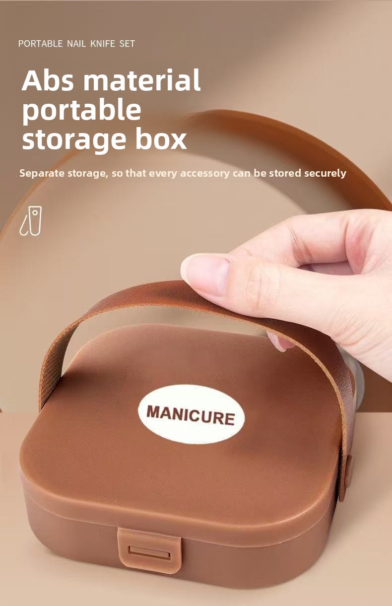 Portable box of nail clippers 9