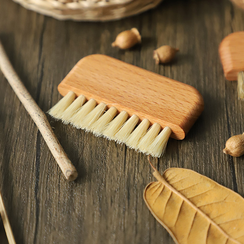 Customized Logo Wooden Nail Brush Sisal And Beech Wood Premium Quality