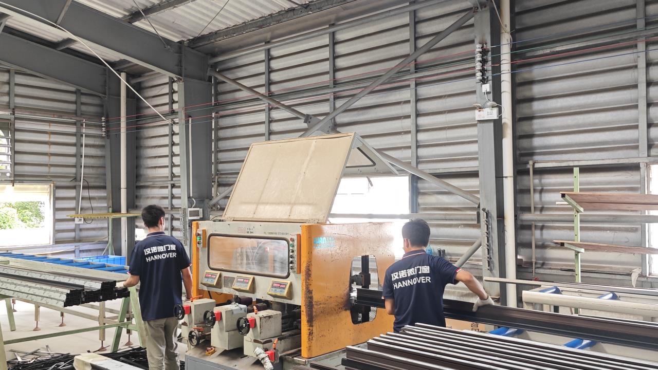 Automated Polyamide Strip Threading Machine Equipment
