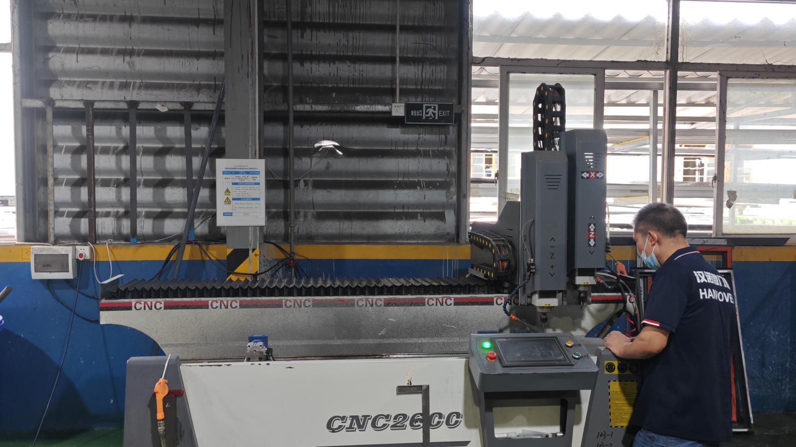 Computerized CNC Milling and Hardware Hole Punching Machine 1