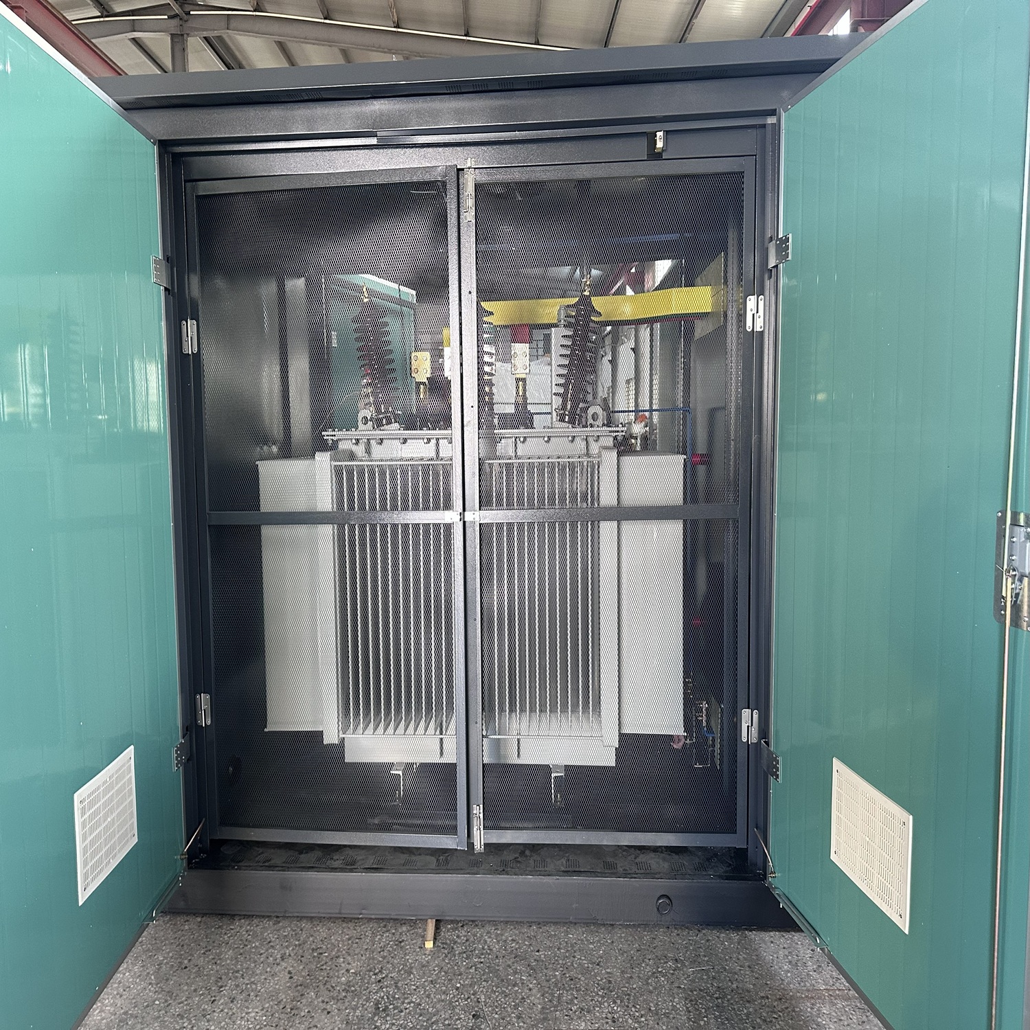 Three Phase Prefabricated Compact Substation for Desalination Plant Customizable Voltage Wholesale Factory
