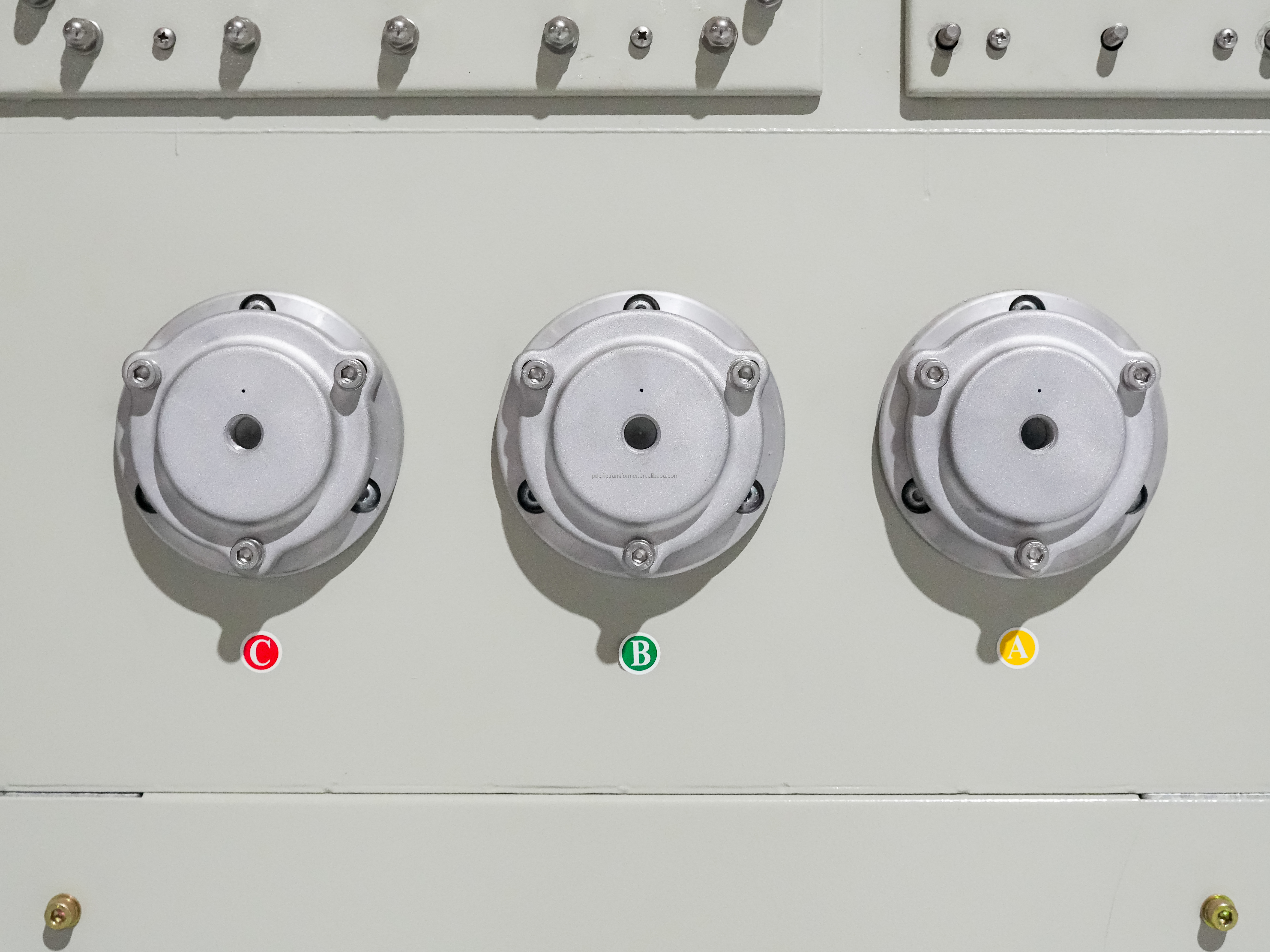 CE Certified 24kV Switchgear 2000A Factory Direct Price Mv&amp;Hv High Quality SF6/N2 Gas Insulated Switchgear