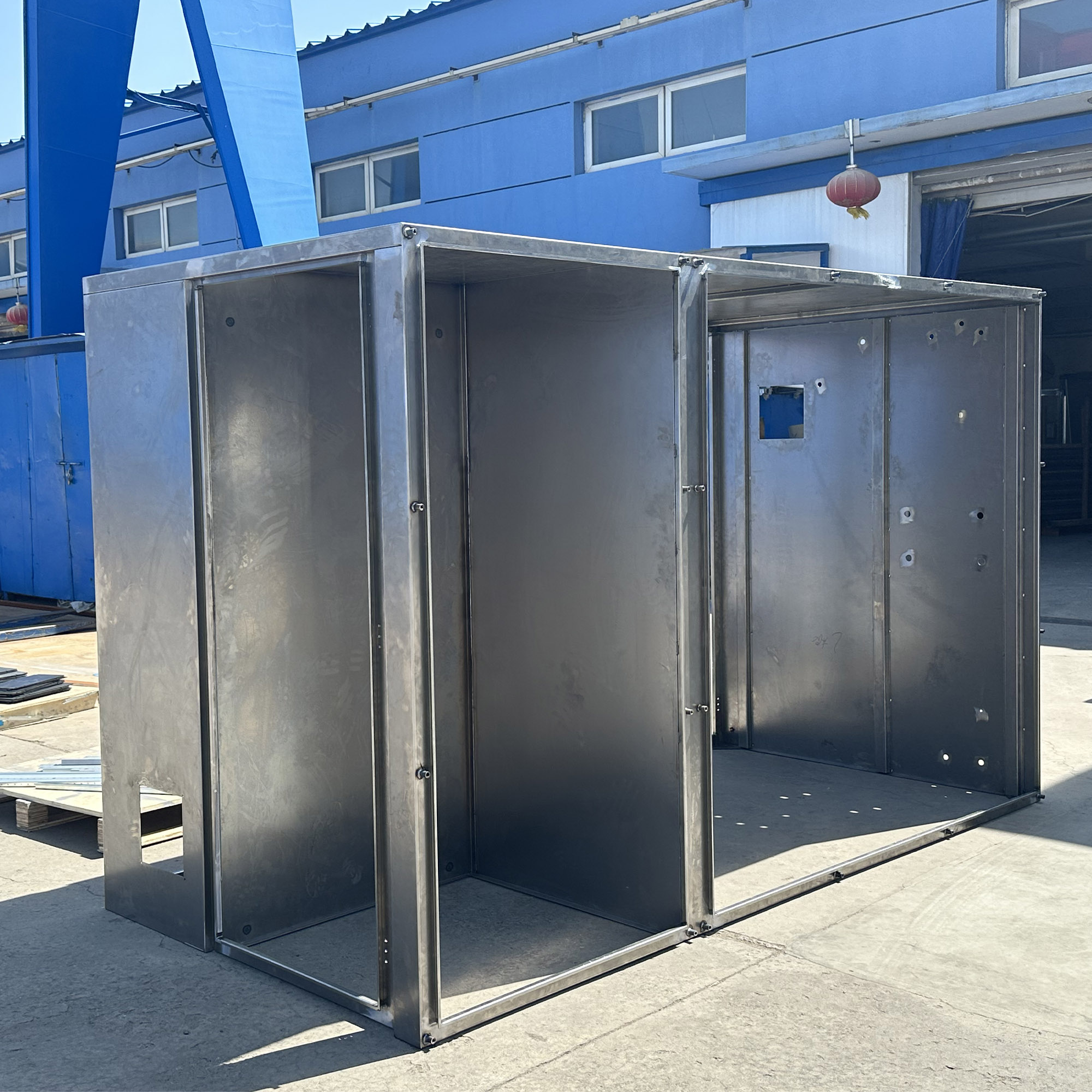 Energy Storage Container Enclosure IP65 Waterproof Outdoor Stainless Steel Powder Coated Cabinet Custom Thickness For Battery