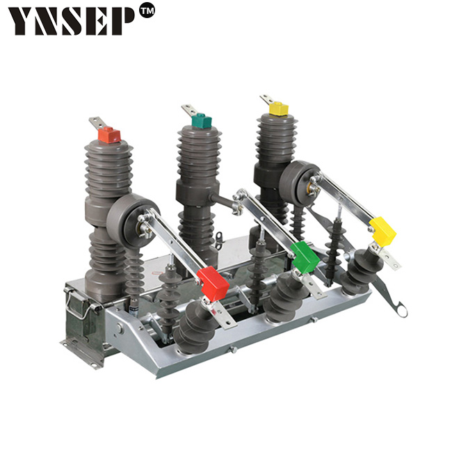 ZW32-12G High Voltage 12kV 630A Three Phase AC Outdoor Pole-mounted Vacuum Circuit Breaker with Disconnector VCB