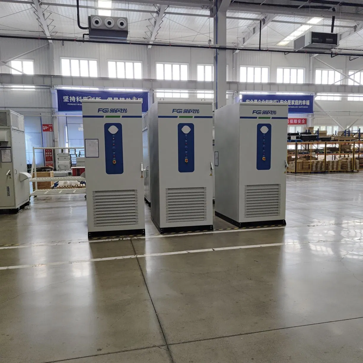 Fgi Commercial and Industrial Liquid Cooling LiFePO4 Outdoor Cabinet Energy Storage Solar Hybrid Grid Support 125kw 261kwh Bess