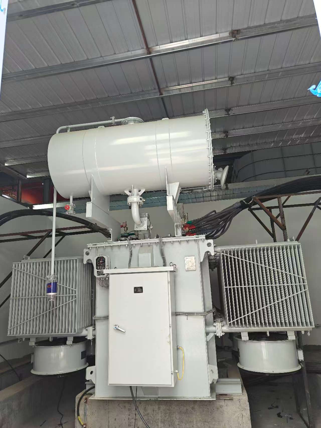 Renewable-ready Step-up Three-phase Power Transformer with Compact Weather-proof Design for Wind and Solar Farm Integration