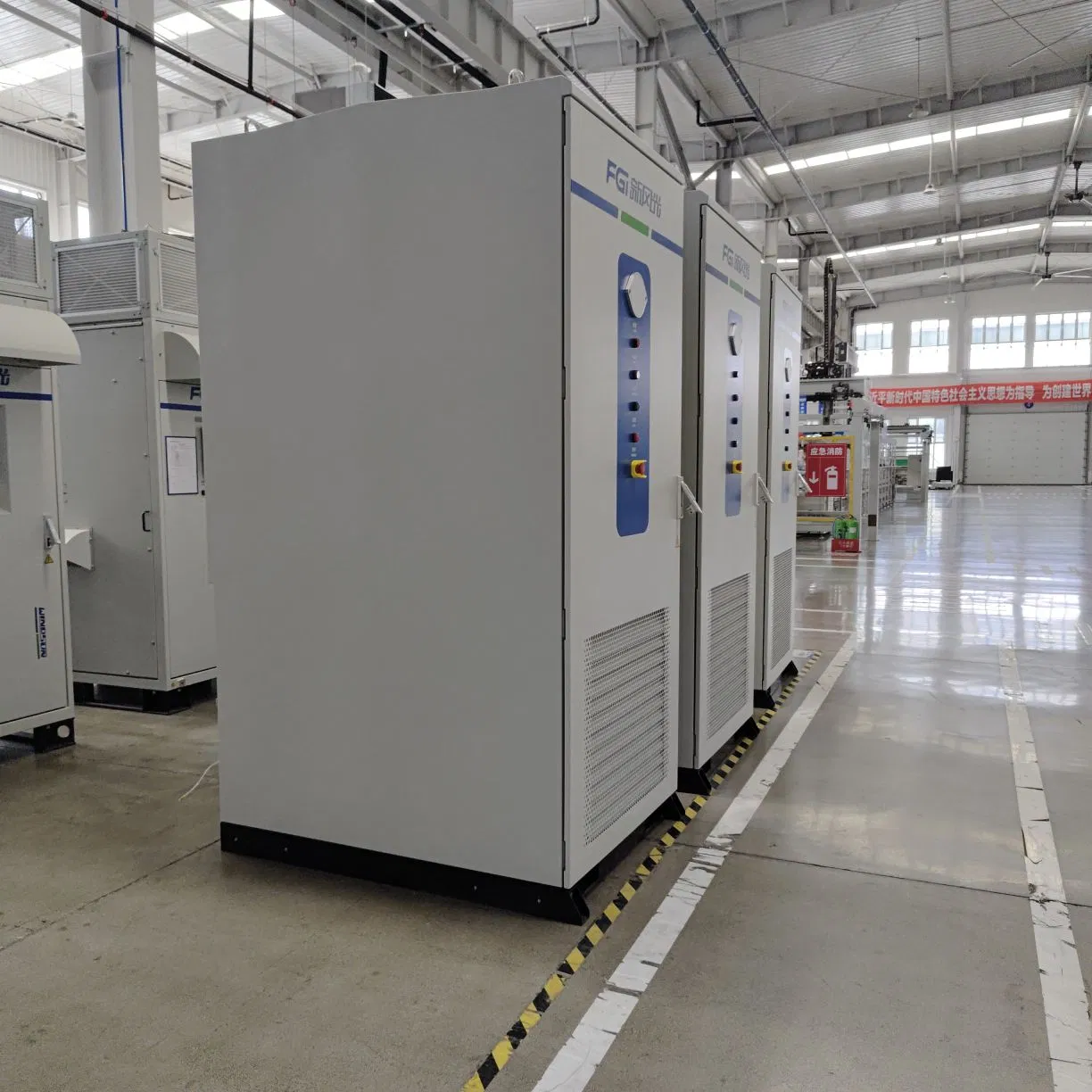 Fgi 125kw 261kwh C&I Commercial and Industrial Liquid Cooling LiFePO4 Battery Storage System with Intelligent Monitoring and Cloud-Based Energy Management Bess