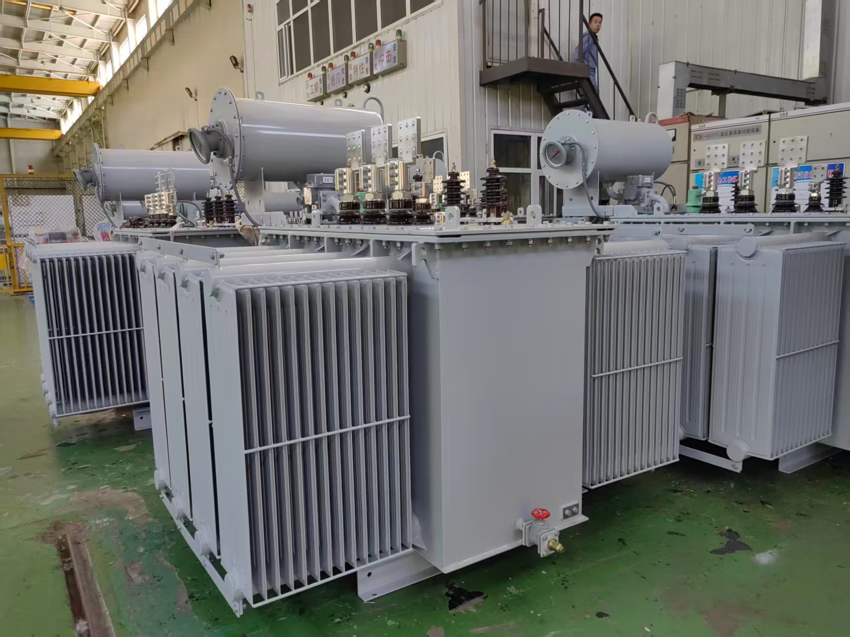 Renewable-ready Step-up Three-phase Power Transformer with Compact Weather-proof Design for Wind and Solar Farm Integration