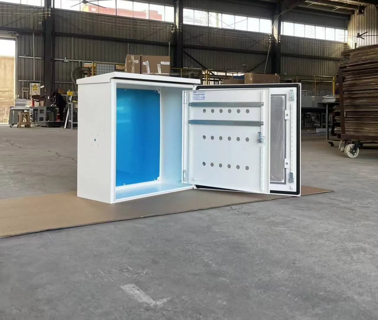 Low-Voltage Distribution Cabinet, Continuous and Stable, Factory Power Distribution Control Equipment