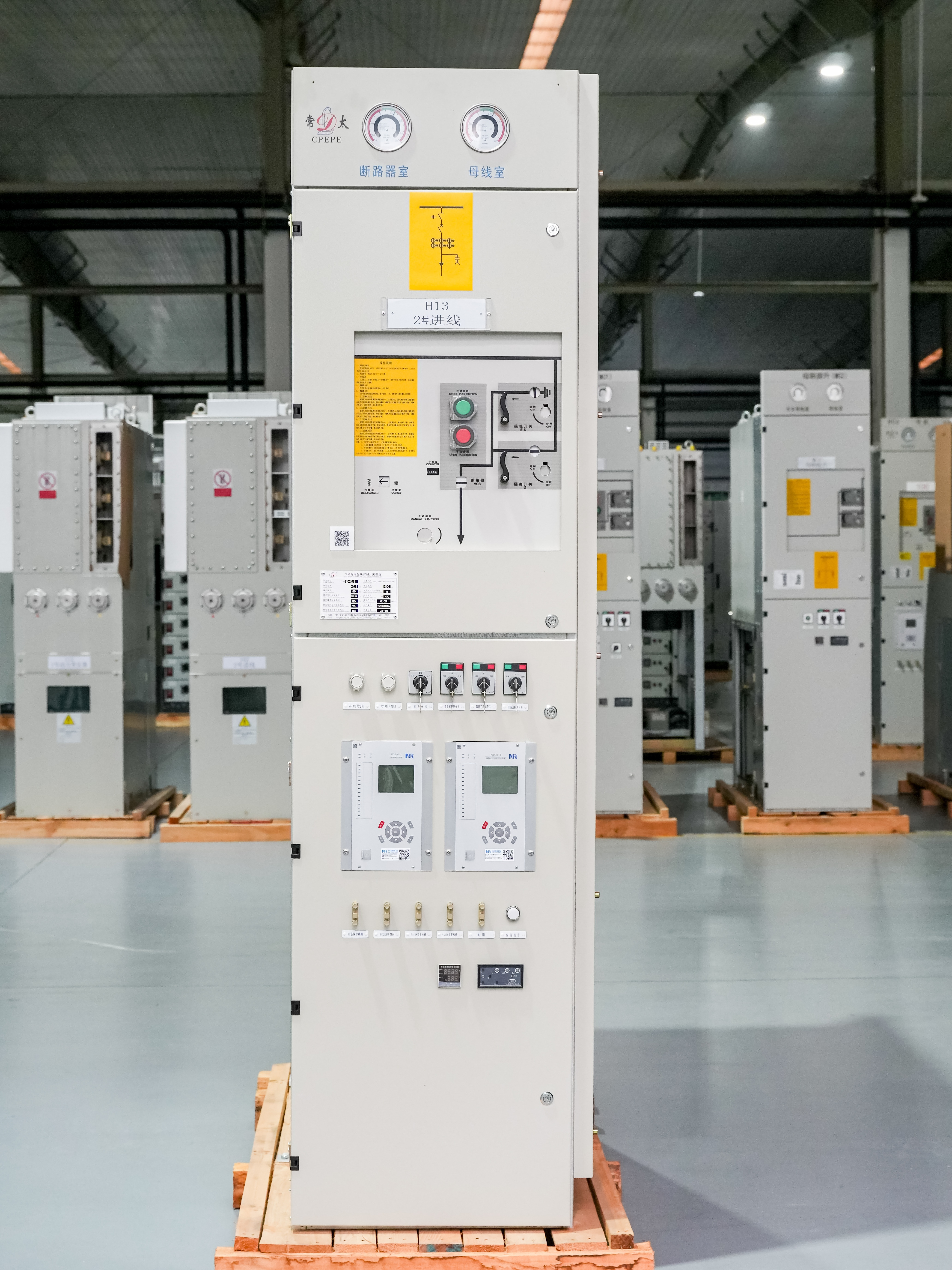 CE Certified 12kV Switchgear 630A Factory Direct Price Mv&amp;Hv High Quality SF6/N2 Gas Insulated Switchgear