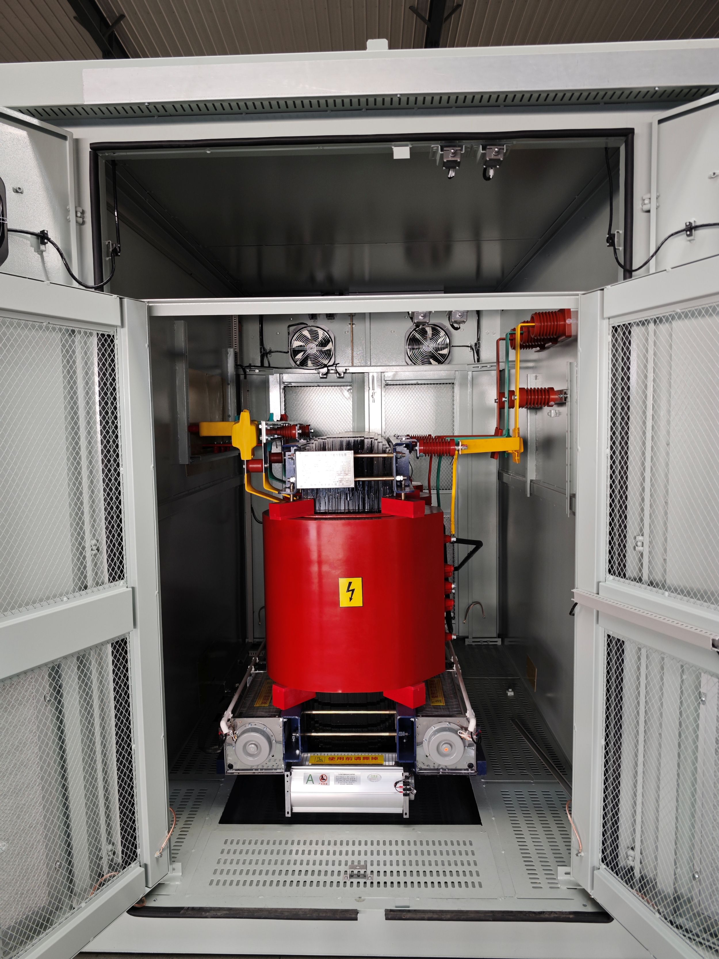 Manufacturer Customized Solar Power Generation Grid 60hz Wind Photovoltaic Combined Outdoor Step up Substation
